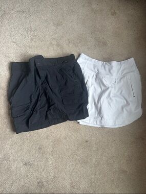Athleta Black and White Mini Skorts Pack